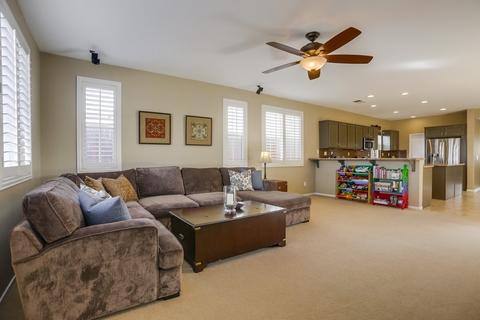 1083 Greenway Rd, Oceanside, CA 92057 photo 8