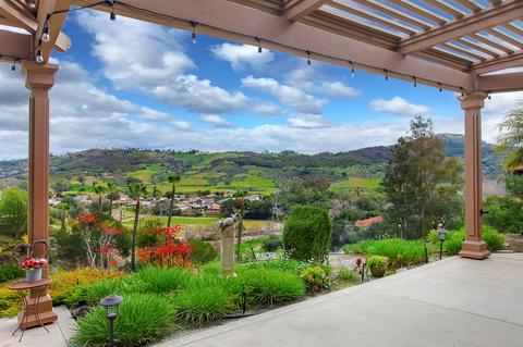 3173 Westmont Dr, Fallbrook, CA 92028 photo 3