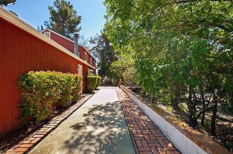4386 Calavo Dr, La Mesa, CA 91941 photo 24