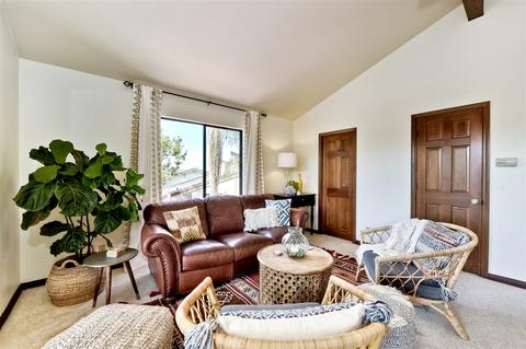 2466 Torrejon Pl, Carlsbad, CA 92009 photo 17