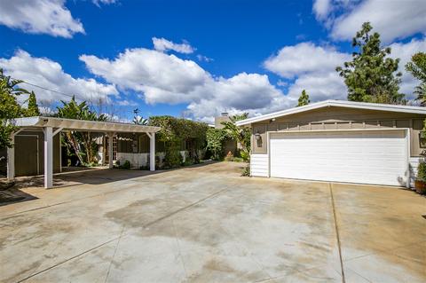 9121 Emerald Grove Ave, Lakeside, CA 92040 photo 2