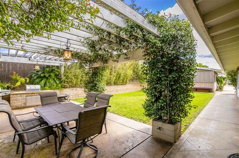 9121 Emerald Grove Ave, Lakeside, CA 92040 photo 4