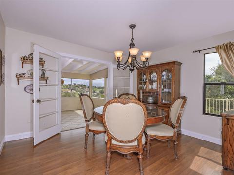 1349 Hillside Dr, Fallbrook, CA 92028 photo 9