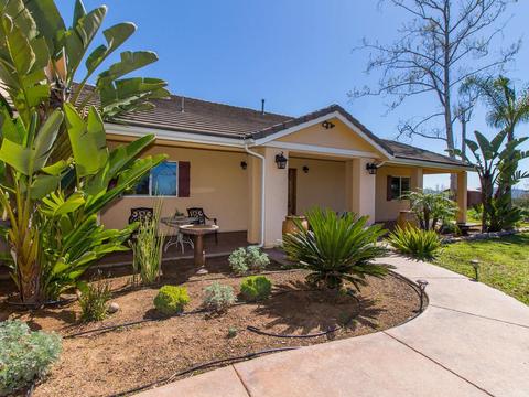 3044 Alta Vista Dr, Fallbrook, CA 92028 photo 2