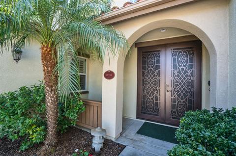 3271 Toopal Dr, Oceanside, CA 92058 photo 2