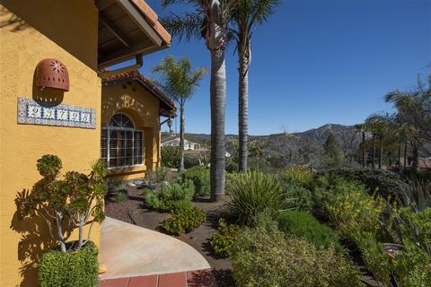 23728 Barona Mesa Rd, Ramona, CA 92065 photo 2