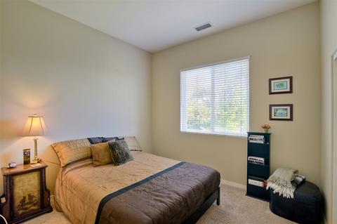 1062 Inverlochy Dr, Fallbrook, CA 92028 photo 14