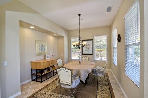 1062 Inverlochy Dr, Fallbrook, CA 92028 photo 7