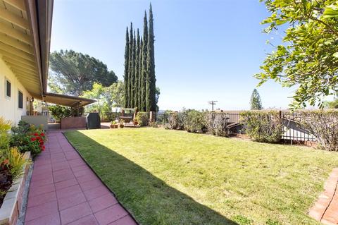 10034 Estrella Dr, La Mesa, CA 91941 photo 24