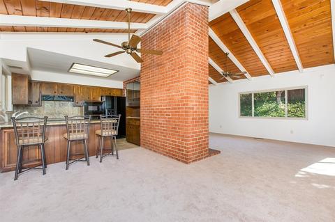 10034 Estrella Dr, La Mesa, CA 91941 photo 5