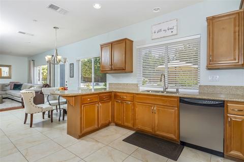 1622 Steeplechase Pl, Vista, CA 92083 photo 11
