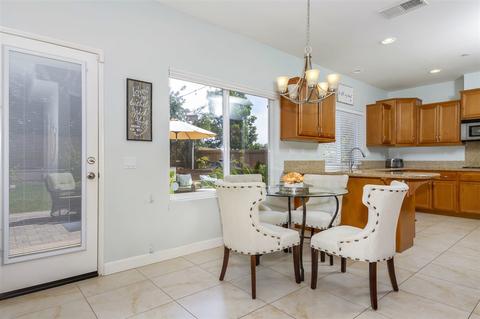 1622 Steeplechase Pl, Vista, CA 92083 photo 8