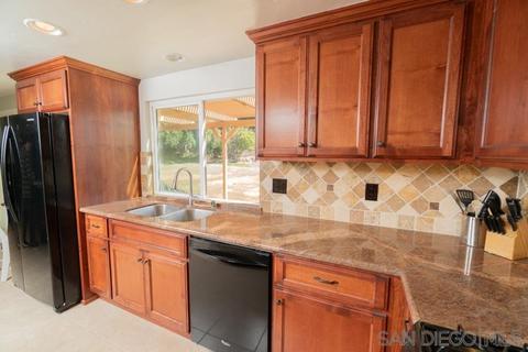 3533 Via Palma, La Mesa, CA 91941 photo 2