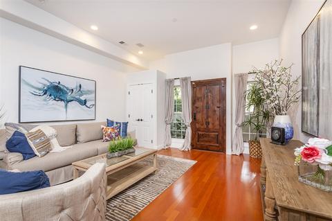 860 G Ave, Coronado, CA 92118 photo 4