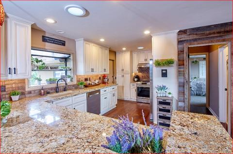 5009 Helix Ter, La Mesa, CA 91941 photo 9