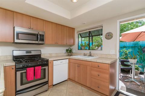 2166 Via Robles, Oceanside, CA 92054 photo 13