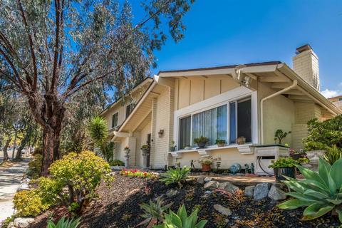 2166 Via Robles, Oceanside, CA 92054 photo 4