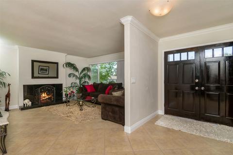 2166 Via Robles, Oceanside, CA 92054 photo 7