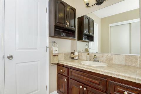 2166 Via Robles, Oceanside, CA 92054 photo 22