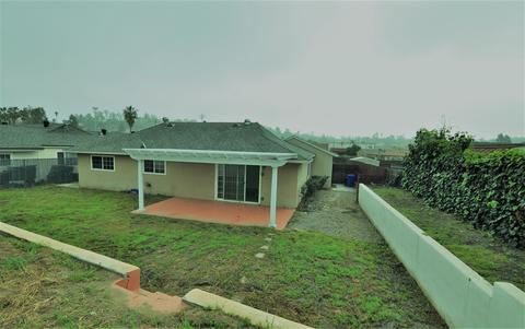 1614 Goodwin Dr, Vista, CA 92084 photo 18