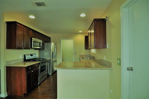 1614 Goodwin Dr, Vista, CA 92084 photo 8