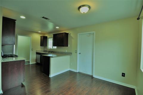 1614 Goodwin Dr, Vista, CA 92084 photo 9