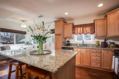 1723 S Maple St, Escondido, CA 92025 photo 8