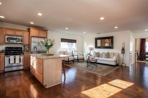 1723 S Maple St, Escondido, CA 92025 photo 10