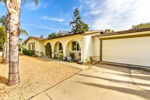 1015 Turtle Dove Ln, Escondido, CA 92026 photo 2