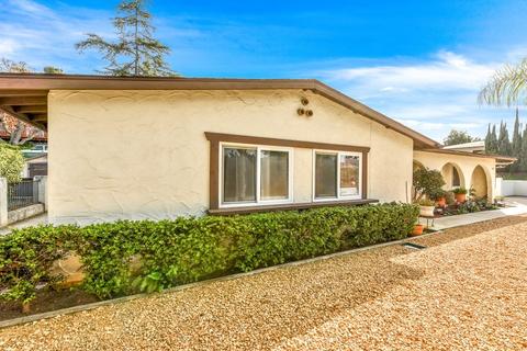 1015 Turtle Dove Ln, Escondido, CA 92026 photo 3