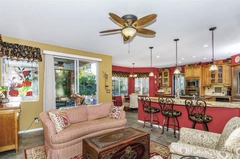 997 Calle De Alcala, Escondido, CA 92025 photo 15