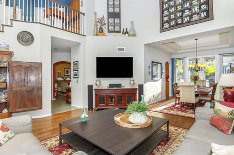 997 Calle De Alcala, Escondido, CA 92025 photo 3