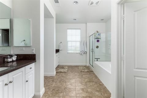1049 Breakaway Dr, Oceanside, CA 92057 photo 17