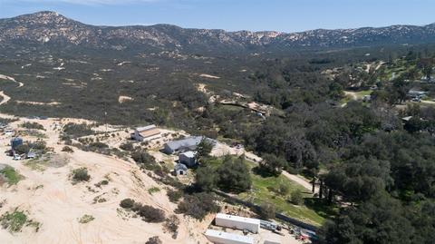 18146 Bunny Dr, Jamul, CA 91935 photo 3