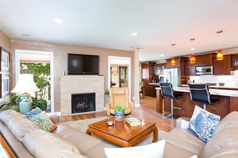10040 Estrella Dr, La Mesa, CA 91941 photo 3