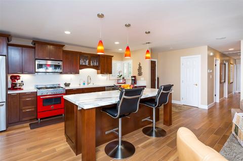 10040 Estrella Dr, La Mesa, CA 91941 photo 8