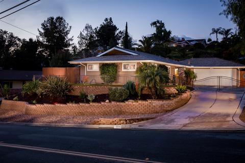 10040 Estrella Dr, La Mesa, CA 91941 photo 25