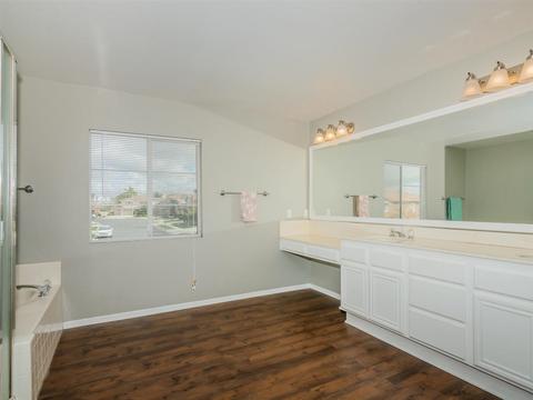 4487 Arbor Glen Way, Oceanside, CA 92057 photo 18