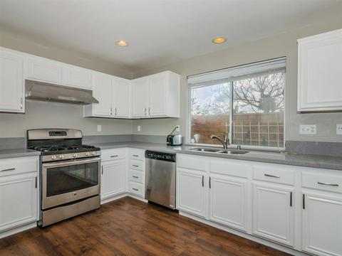 4487 Arbor Glen Way, Oceanside, CA 92057 photo 1