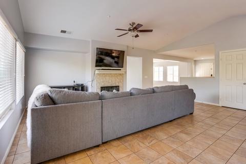 10465 Lake Breeze Dr, Spring Valley, CA 91977 photo 7