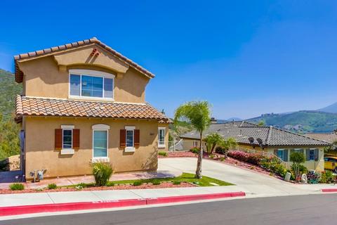 10465 Lake Breeze Dr, Spring Valley, CA 91977 photo 2