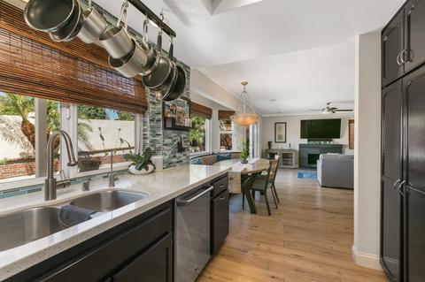 926 Alyssum Rd, Carlsbad, CA 92011 photo 5