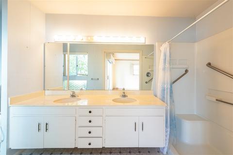 6435 Avenida Cresta, La Jolla, CA 92037 photo 12