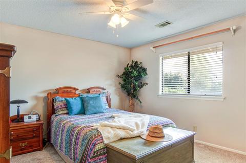 720 Carnation Ln, Fallbrook, CA 92028 photo 17