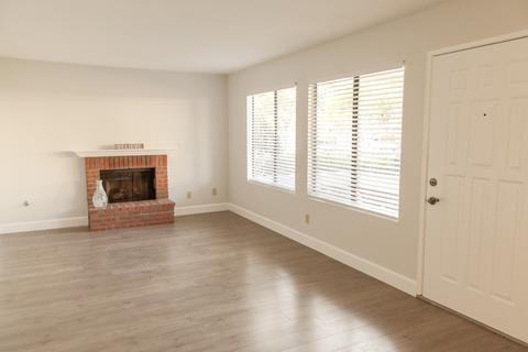 869 Buttercup, Carlsbad, CA 92011 photo 8