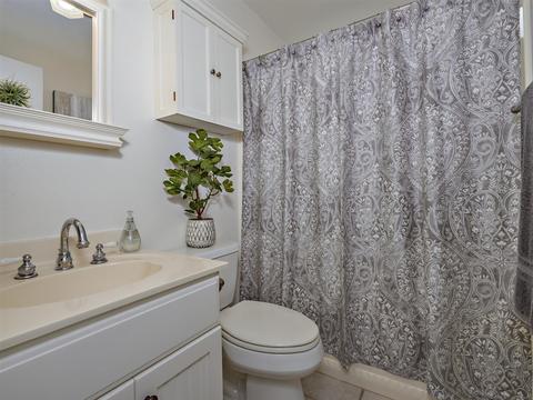1387 Temple Hts, Oceanside, CA 92056 photo 11