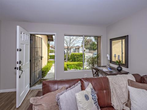 1387 Temple Hts, Oceanside, CA 92056 photo 4