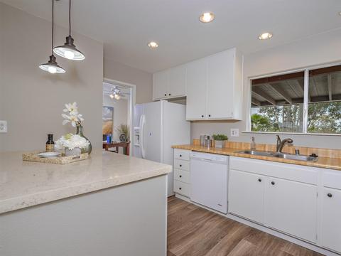 1387 Temple Hts, Oceanside, CA 92056 photo 9