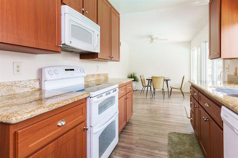 13324 Leaning Tree Ln, Poway, CA 92064 photo 8