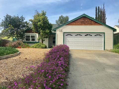 710 Isidore St, Oceanside, CA 92057 photo 1